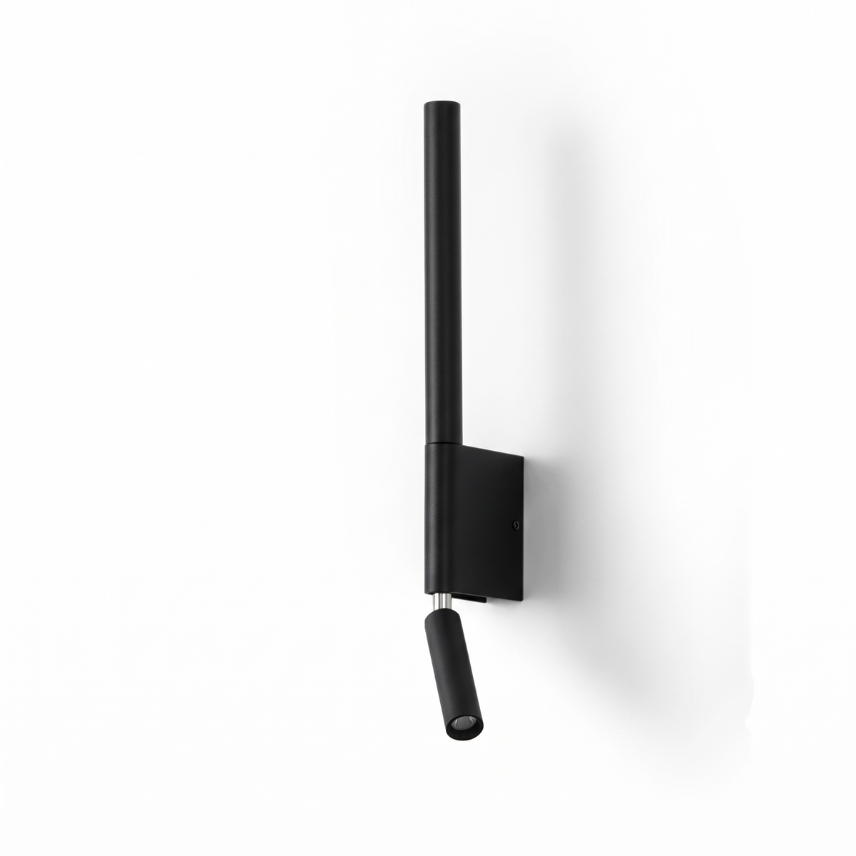 Aurich linear wall light in black