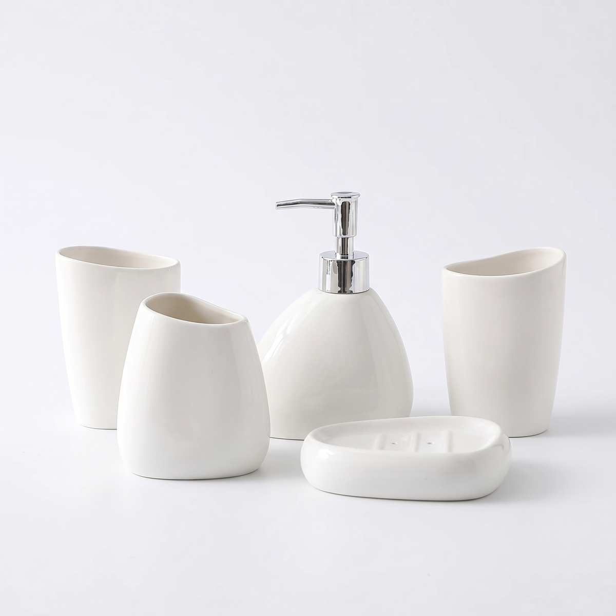 Maribo ceramic bathroom set, five piece