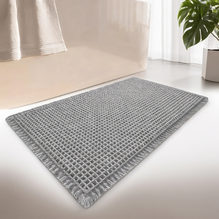 Bogense waffle bath mat in light grey