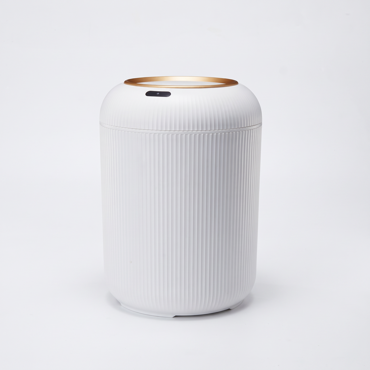 Ribbed Bathroom Bin with Sensor Lid, 10L, Naestved