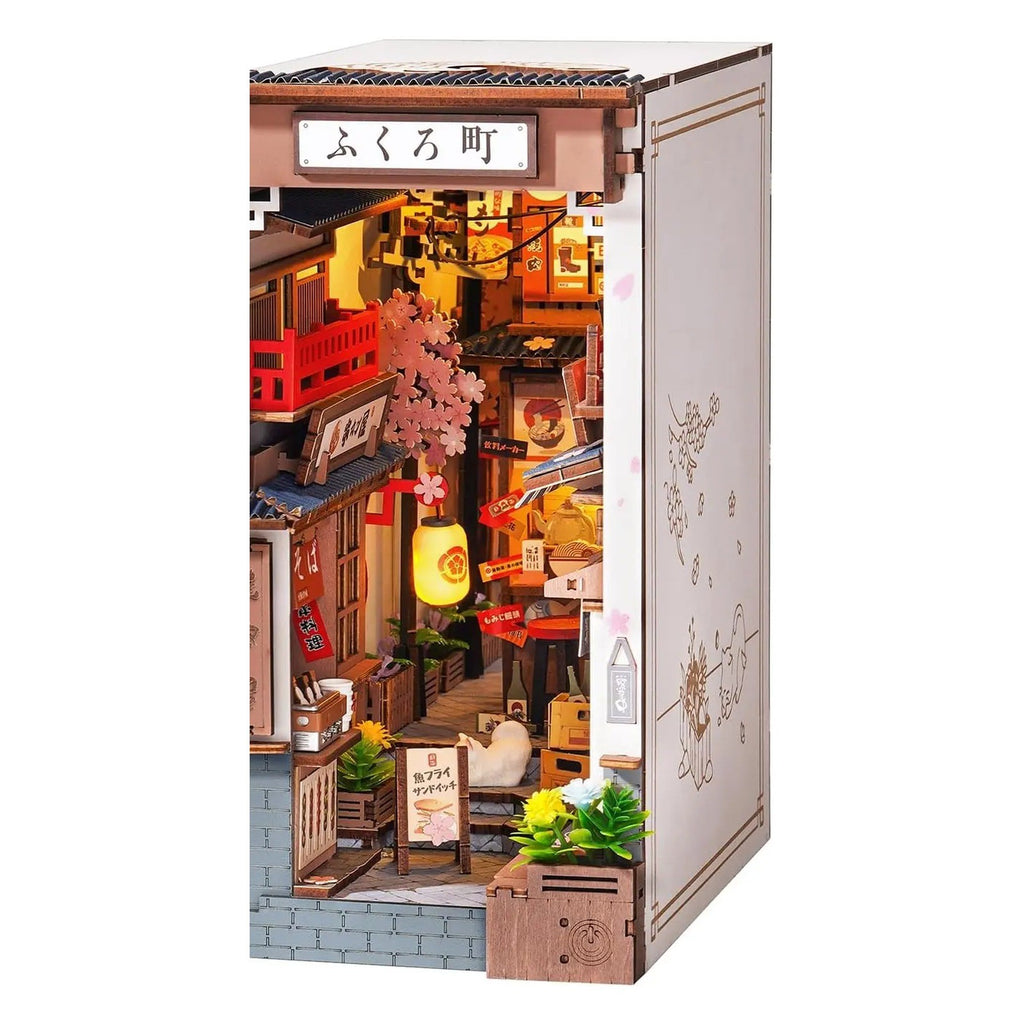 Quedlinburg book nook side view showing the lit alley, product photo